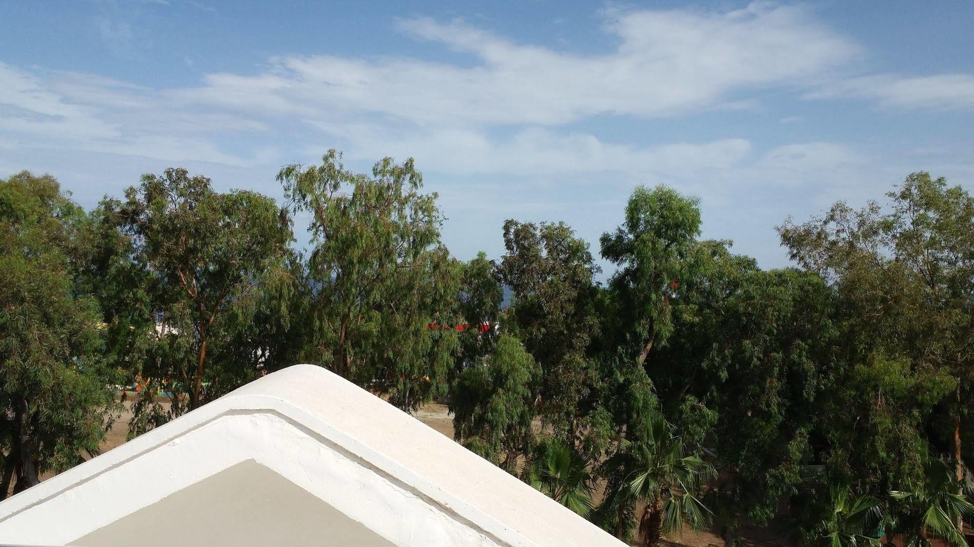 Isinda Hotel Antalia Esterno foto