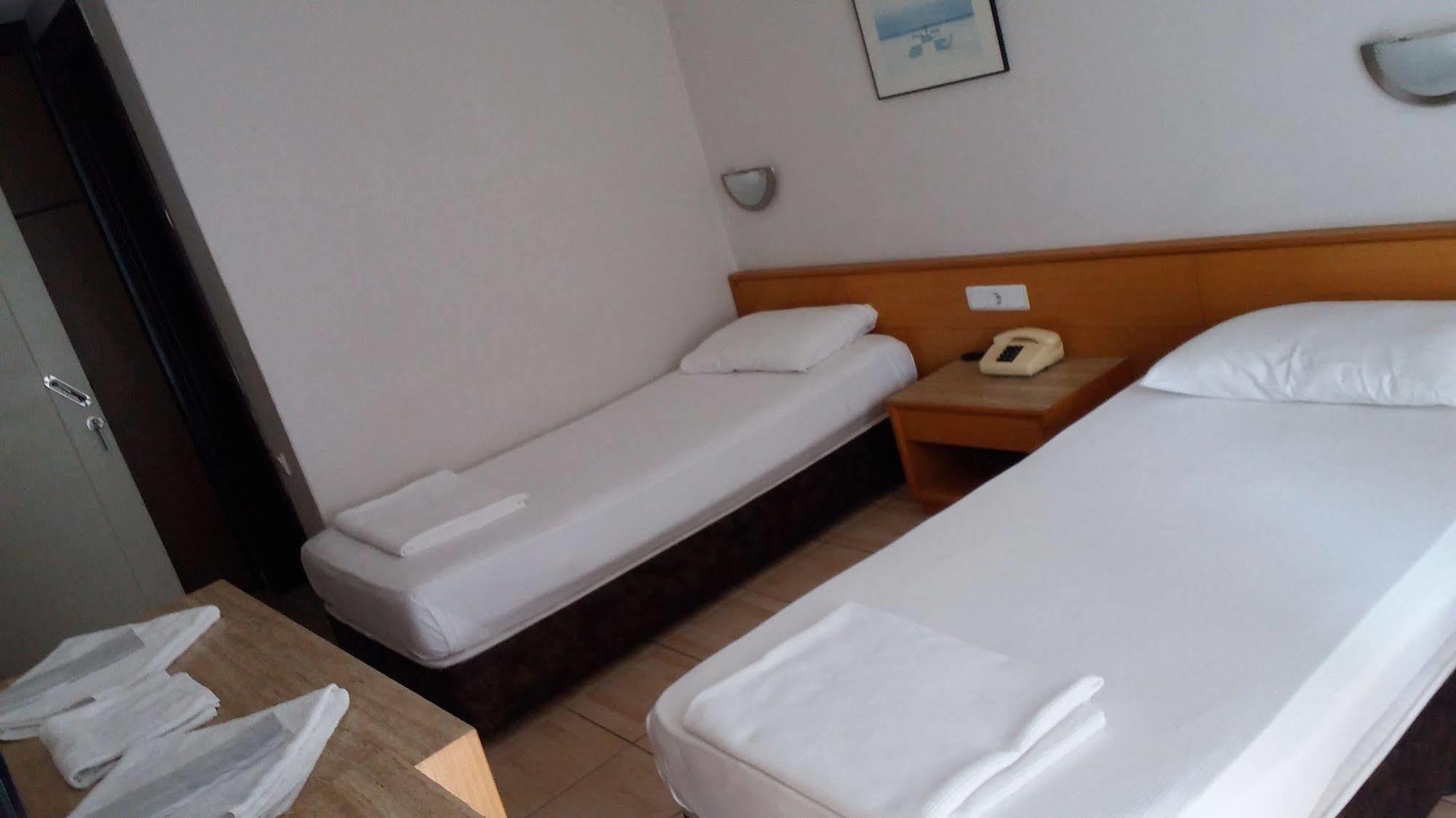 Isinda Hotel Antalia Esterno foto
