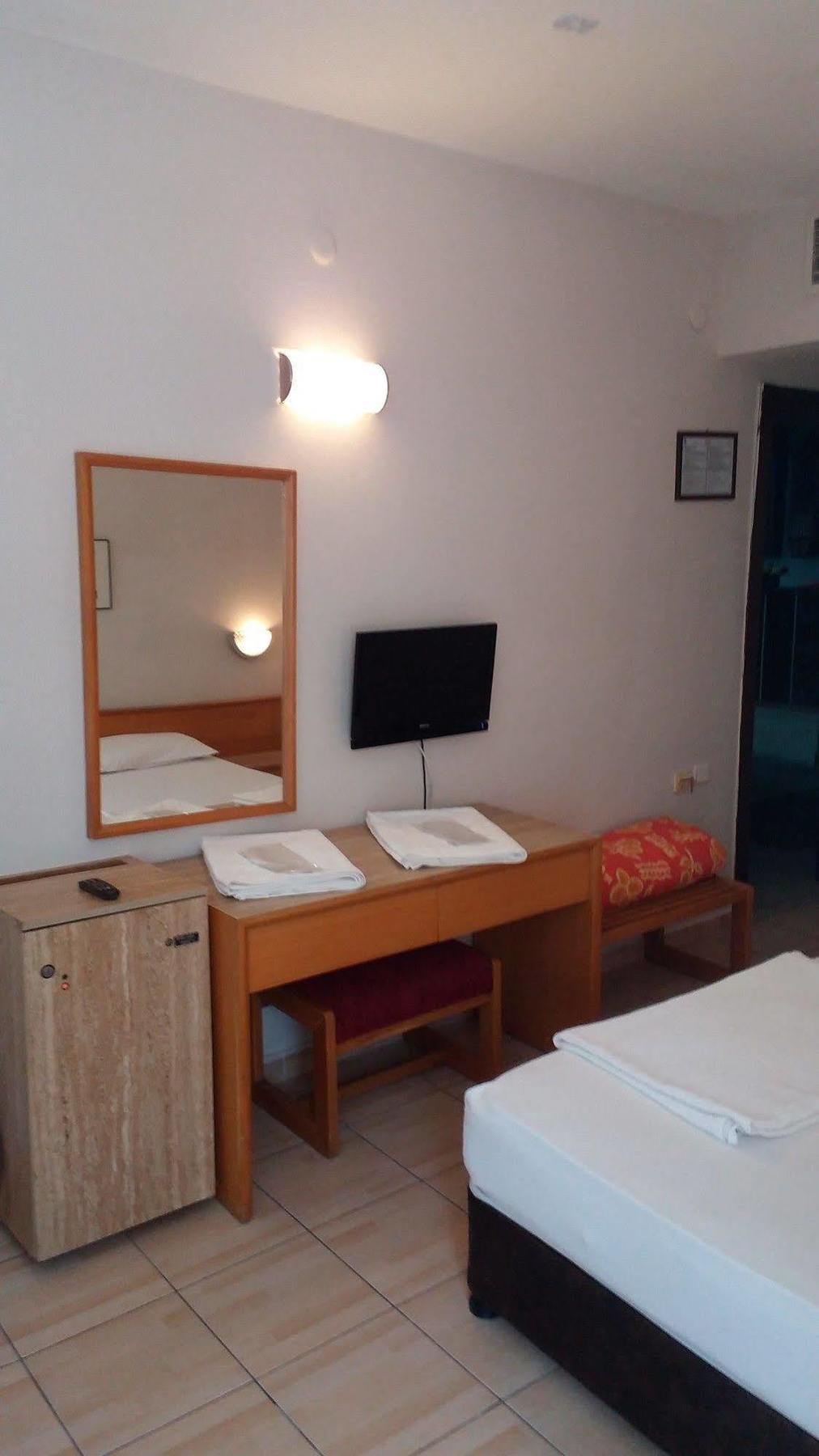 Isinda Hotel Antalia Esterno foto