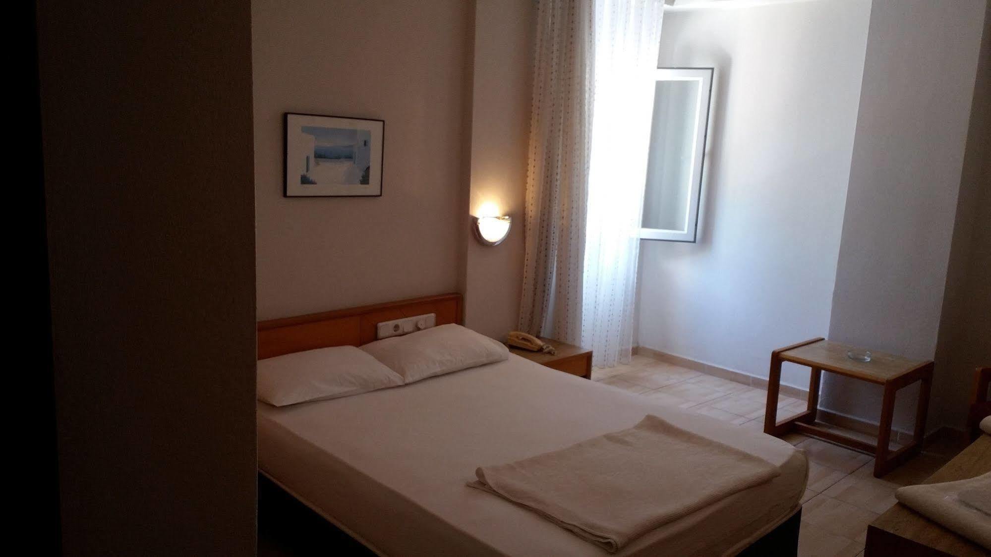 Isinda Hotel Antalia Esterno foto